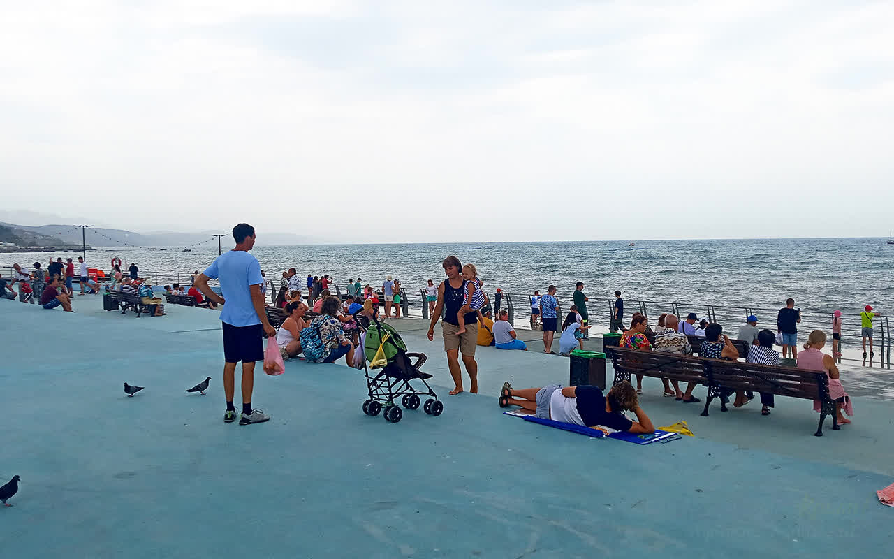 Алушта отдых море Крым